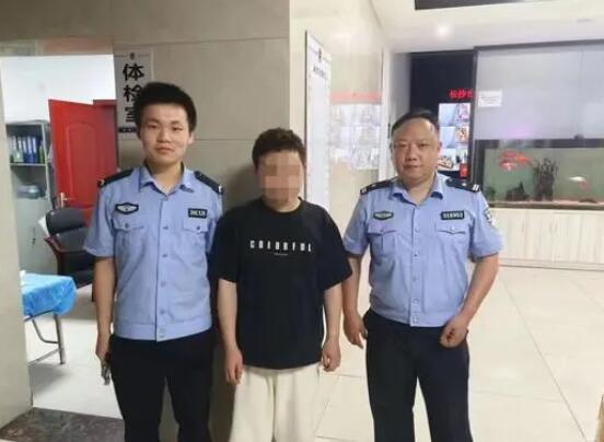 男子提供代骂服务被拘:一单100元 内幕曝光简直太意外了