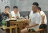 女子回应泼邻桌男饮料 内幕曝光简直太意外了