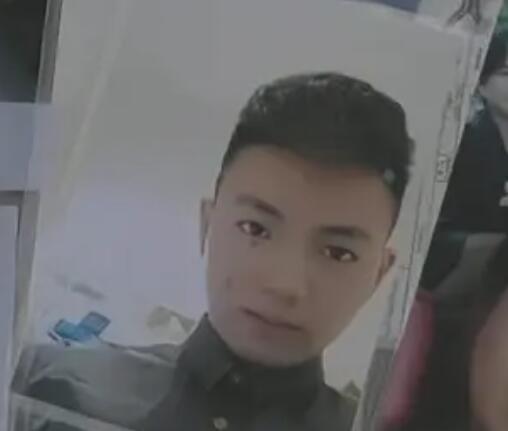 孤注一掷原型母亲仍等待儿子坠亡真相 究竟是怎么回事？