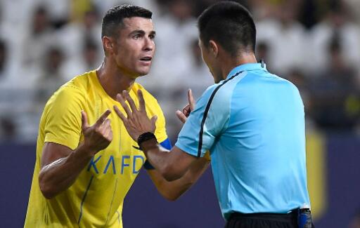 C罗怒喷中国裁判傅明 内幕曝光简直太意外了