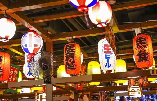 日料店老板:客流量减50% 内幕曝光简直太意外了