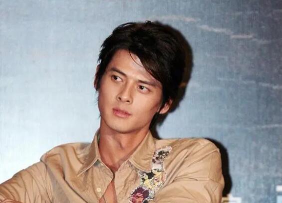 郭品超回山东泰安寻亲落泪 背后真相实在让人惊愕